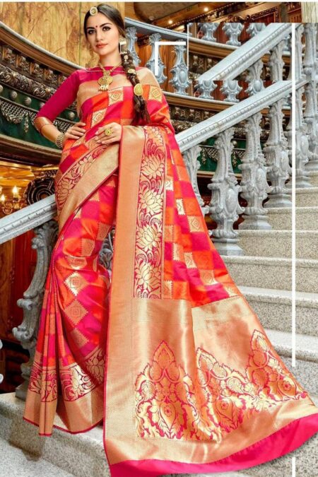 SOFT LICHI SILK SAREE WITH with tassels